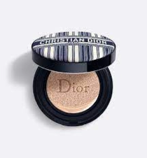 Dior Forever DIORIVIERA Skinglow Cushion 24H Wear Glowing Perfection Moisturizing Fresh Foundation SPF50 PA   