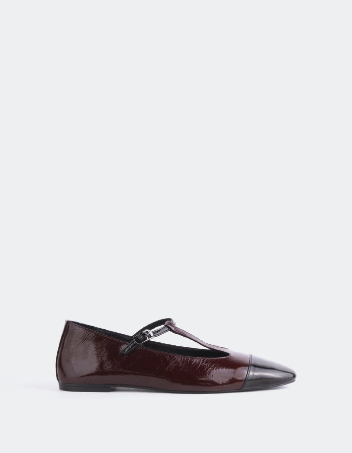 Elara Burgundy Black Patent