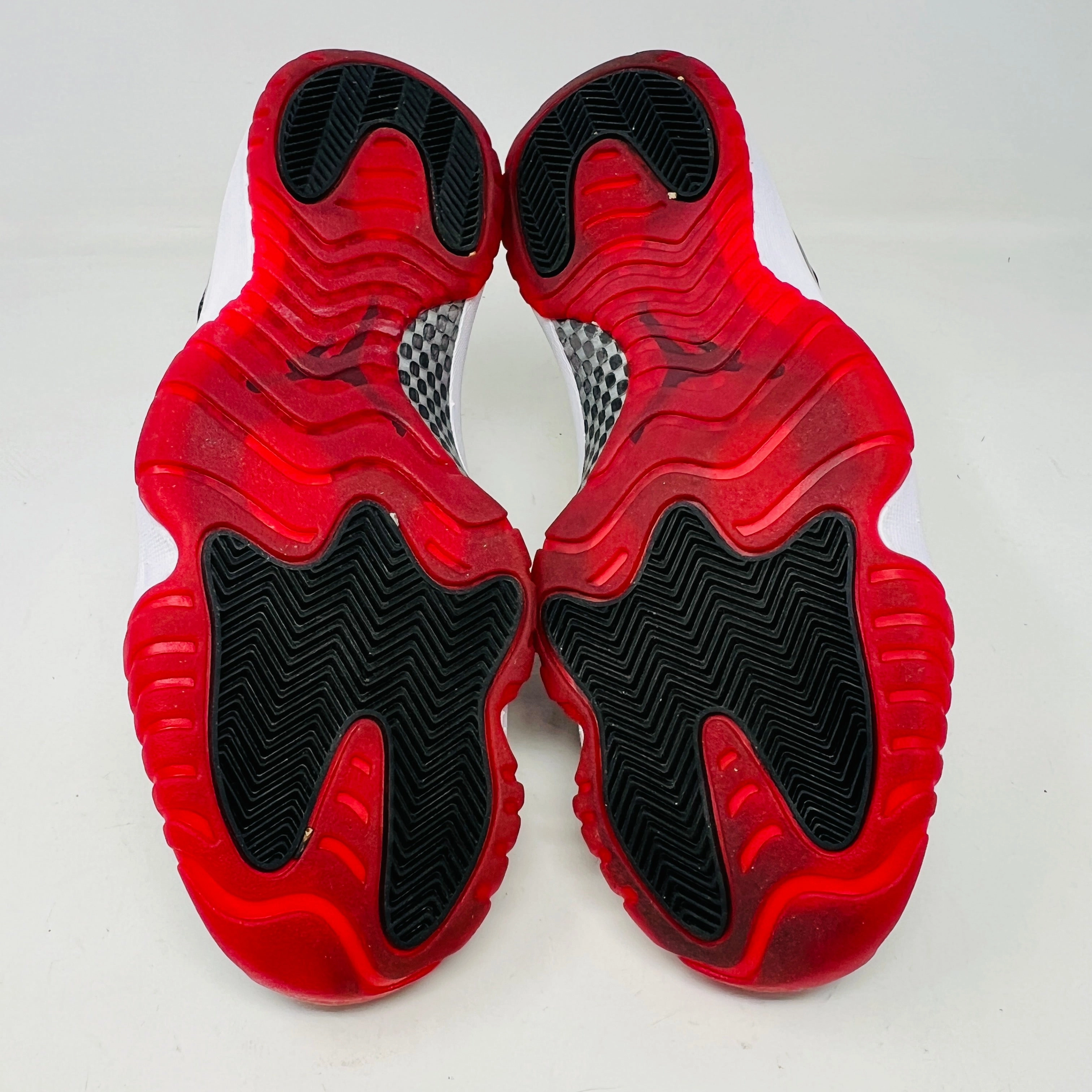 Jordan 11 Retro Low Concord Bred