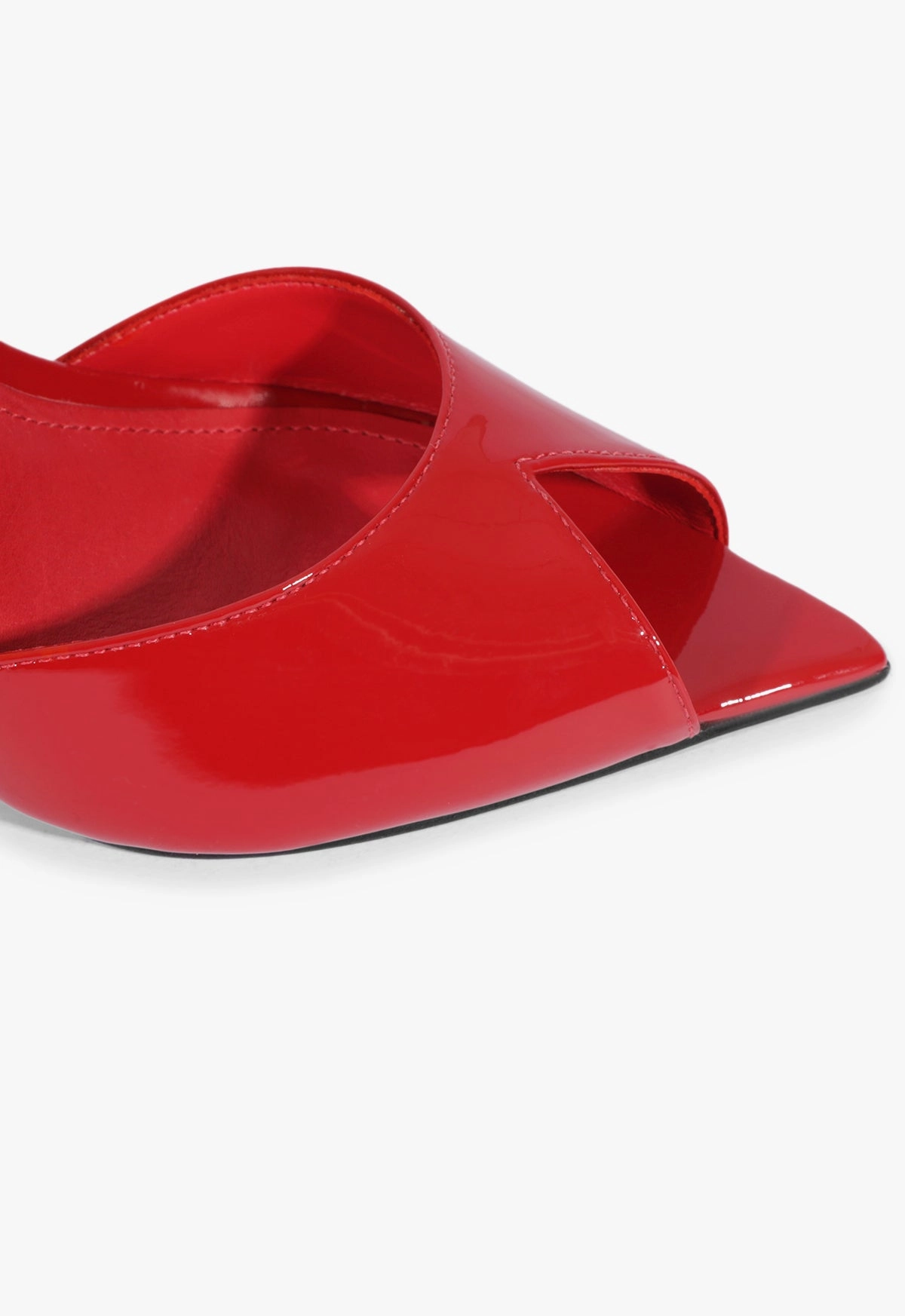 Lena Pump