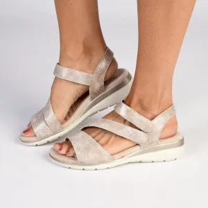 Soft Style by Hush Puppies Gillian Sandal - Light Gold