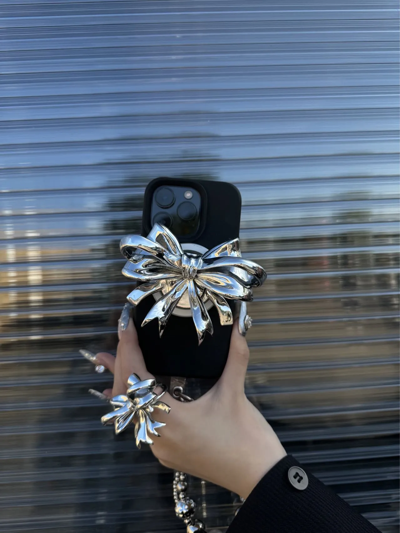 TORNADOSONG丨Magnetic Phone Holder – Bow