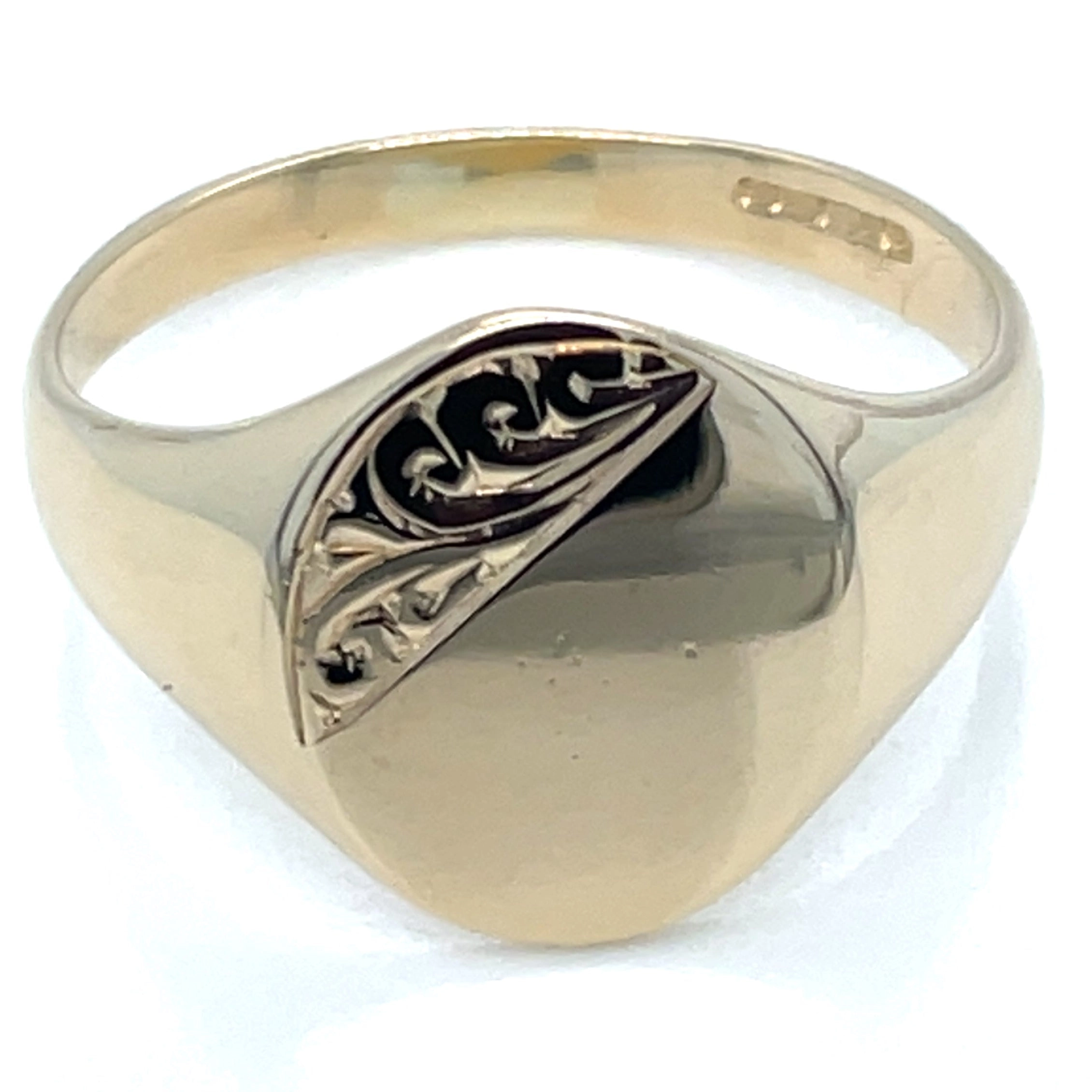Vintage 9ct Yellow Gold Engraved Oval Signet Ring