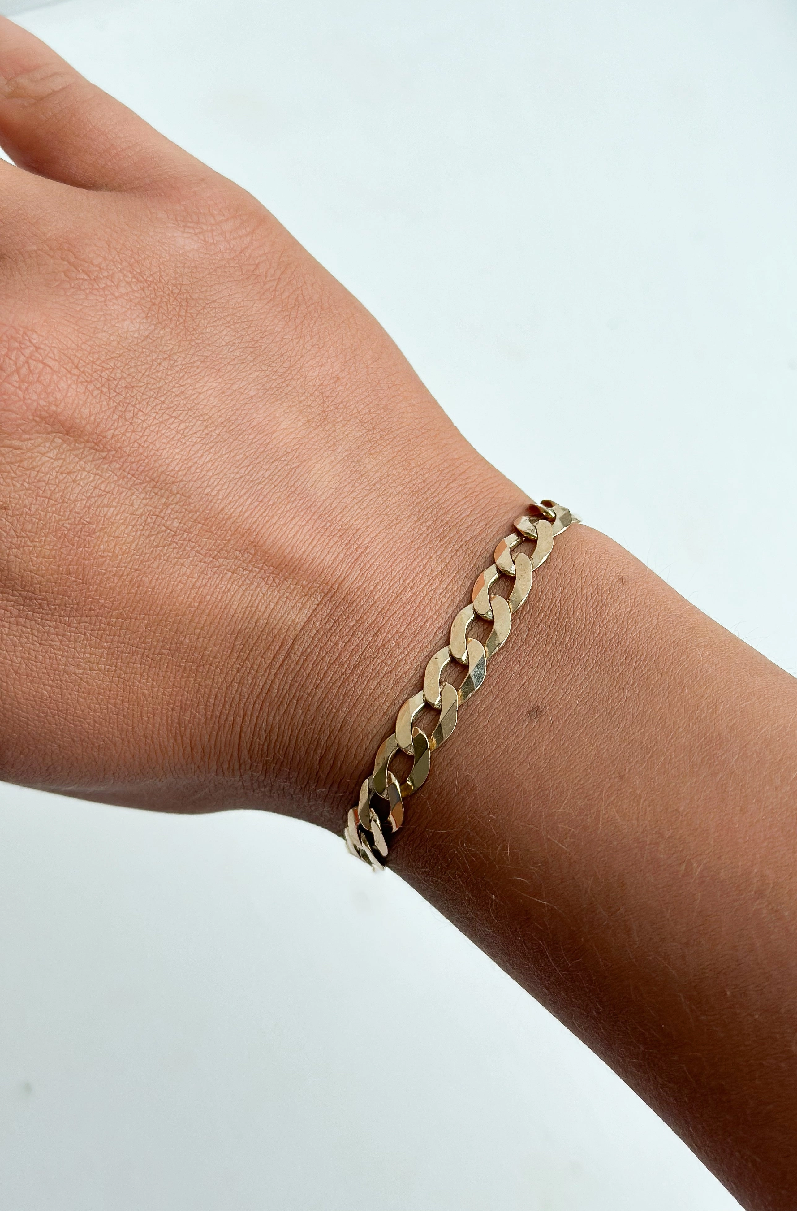 Vintage 9ct Yellow Gold Gents 8” Curb Link Bracelet