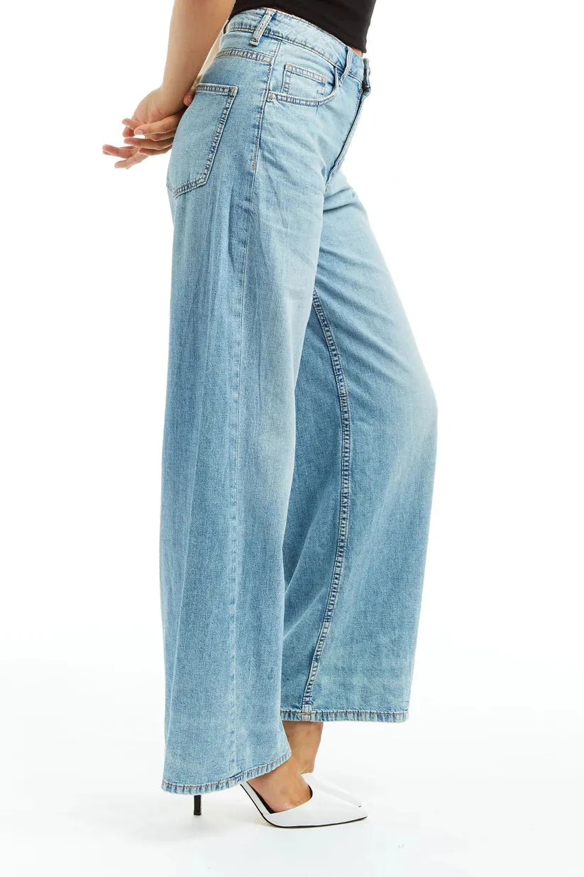 Wide Leg Curved Outseam - Medium Light Wash