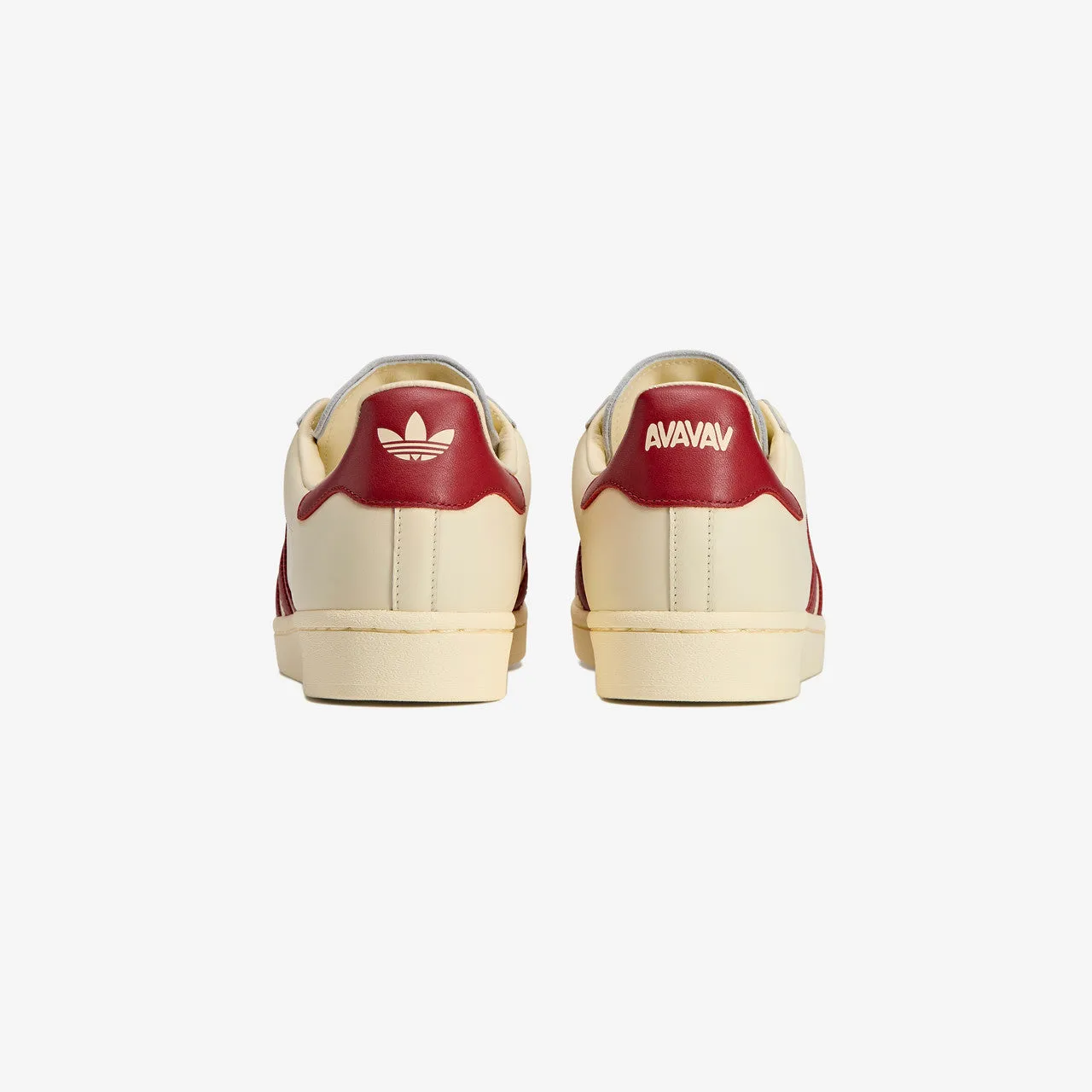 Wmns Superfinger Superstar x Avavav