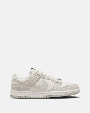 Women Dunk Low Premium Phantom/Photon Dust/Light Smoke Grey/Summit White
