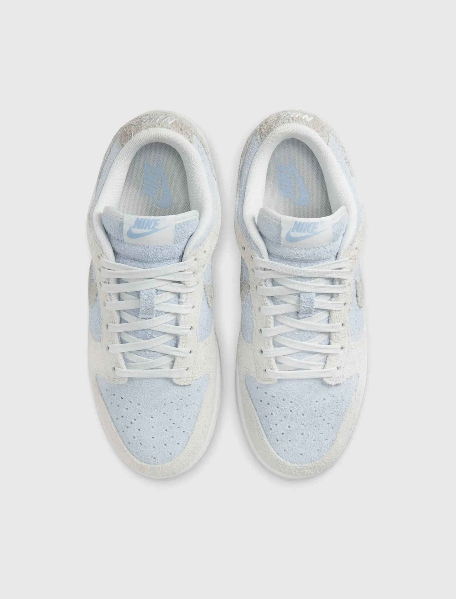 WOMEN'S DUNK LOW PHOTON DUST/LIGHT SMOKE GREY/ LIGHT ARMORY BLUE
